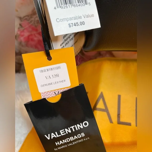 Valentino Virgil Bonbonniere bag with strap, dustbag, auth card, price t… - Picture 5 of 13